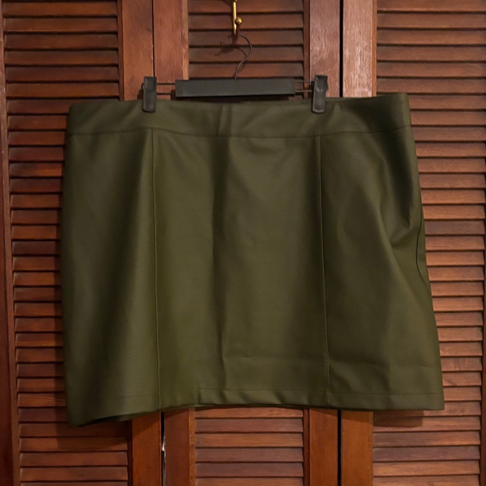 Green faux leather skirt